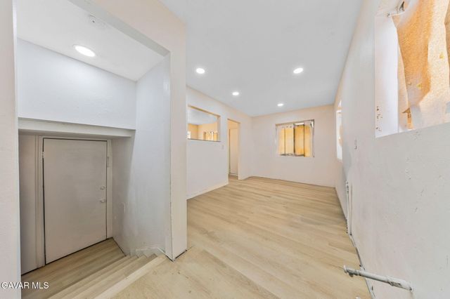 38652 E 9th Street, Palmdale, CA 93550