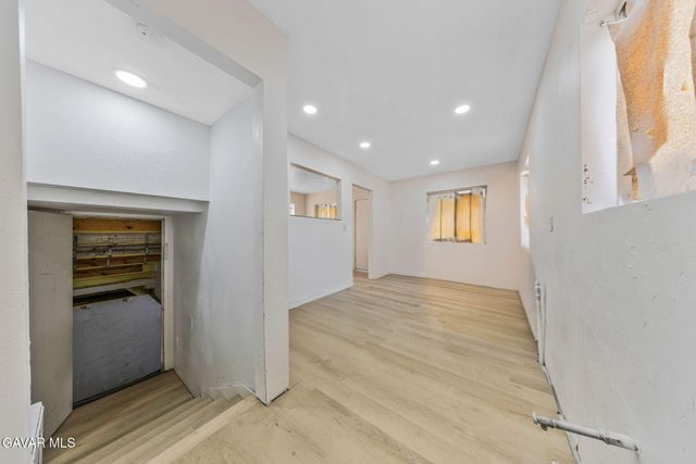 38652 E 9th Street, Palmdale, CA 93550