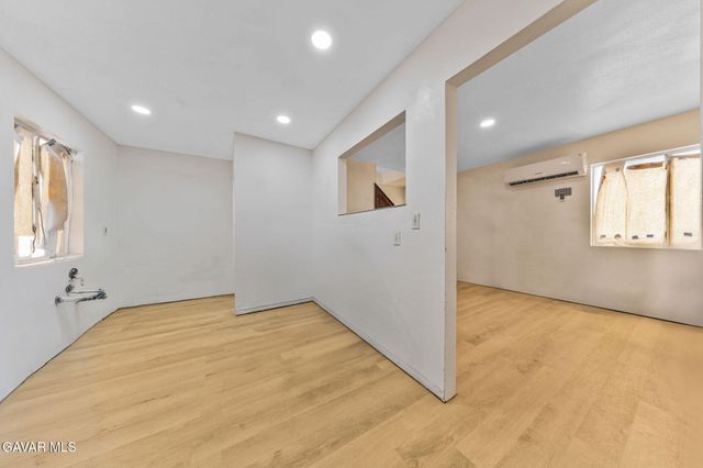 38652 E 9th Street, Palmdale, CA 93550