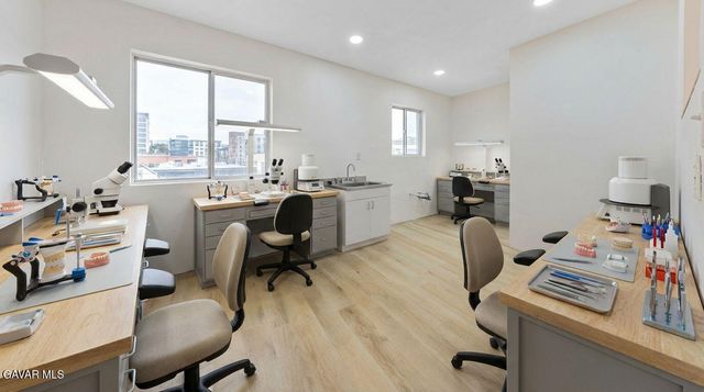 38652 E 9th Street, Palmdale, CA 93550