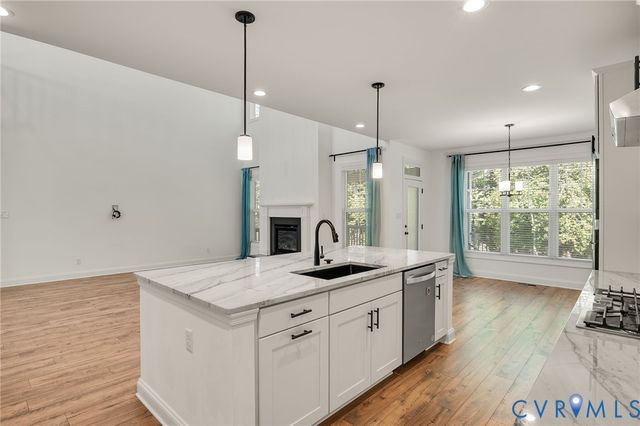 11730 Riverboat Dr, Chester, VA 23836