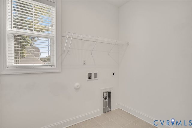 11730 Riverboat Dr, Chester, VA 23836