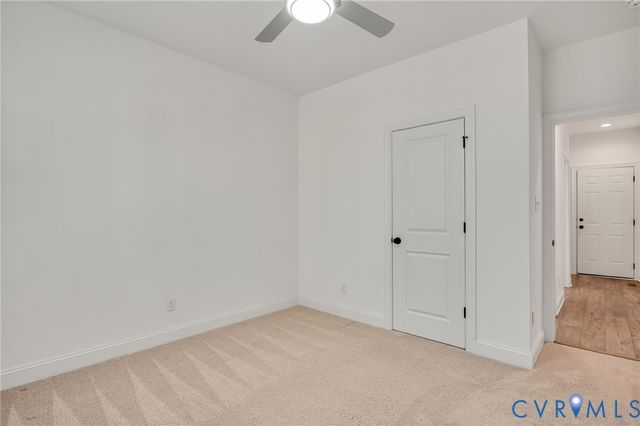 11730 Riverboat Dr, Chester, VA 23836