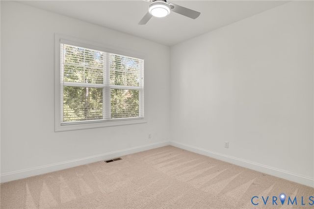 11730 Riverboat Dr, Chester, VA 23836