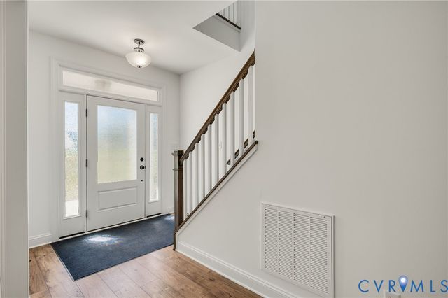 11730 Riverboat Dr, Chester, VA 23836