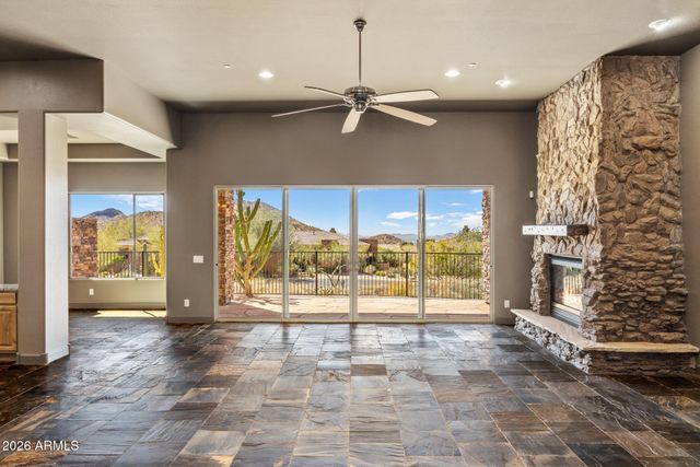 24648 N 109TH Street, Scottsdale, AZ 85255