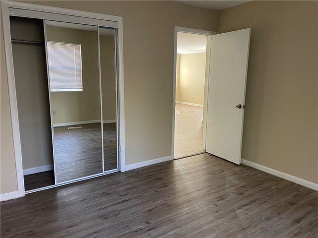 497 S Wood Avenue, Fayetteville, AR 72701