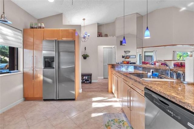 7212 PRIMROSE Lane 7212, Tamarac, FL 33321