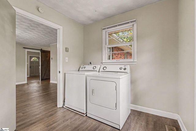 2 Ayersdale Drive, Taylors, SC 29687