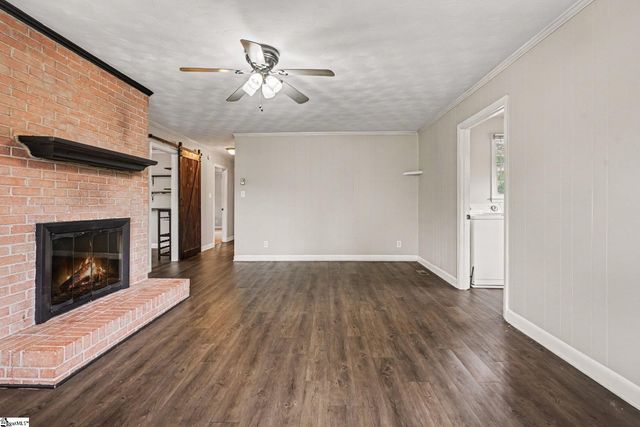 2 Ayersdale Drive, Taylors, SC 29687