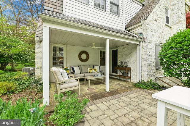 2277 MAIN ST, Bethlehem, PA 18017