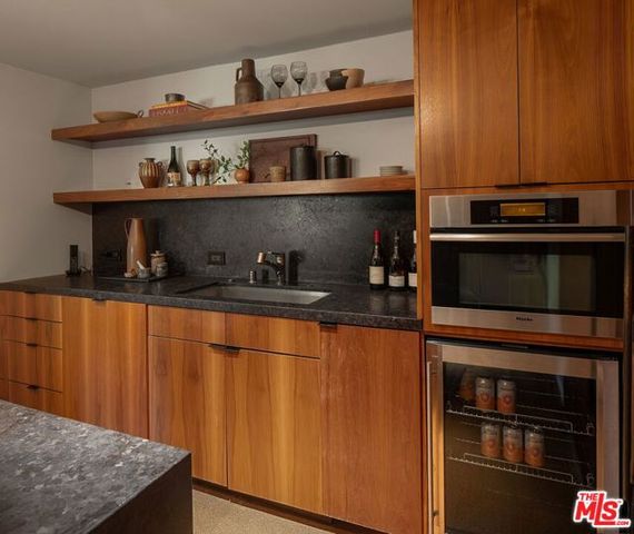 12632 W Sunset Boulevard, Los Angeles, CA 90049