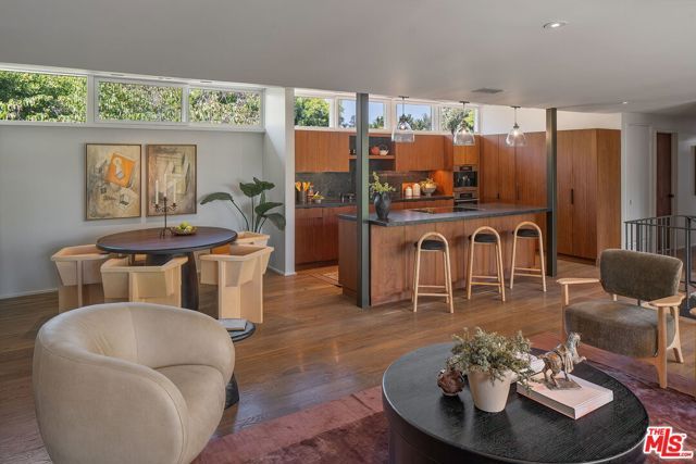 12632 W Sunset Boulevard, Los Angeles, CA 90049