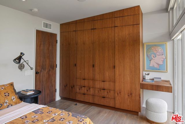 12632 W Sunset Boulevard, Los Angeles, CA 90049