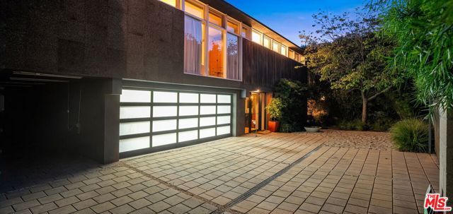 12632 W Sunset Boulevard, Los Angeles, CA 90049