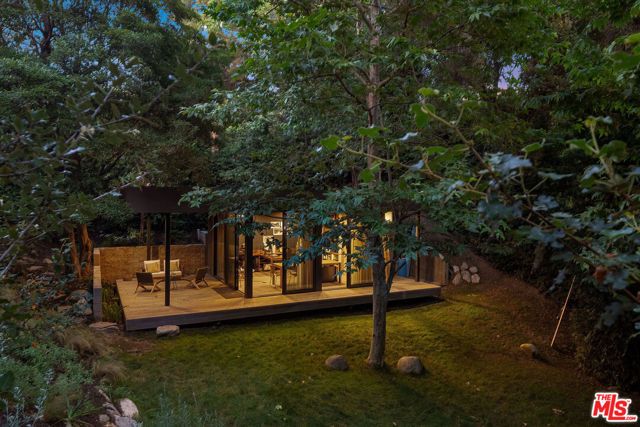 12632 W Sunset Boulevard, Los Angeles, CA 90049