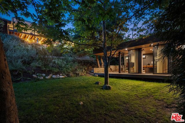 12632 W Sunset Boulevard, Los Angeles, CA 90049