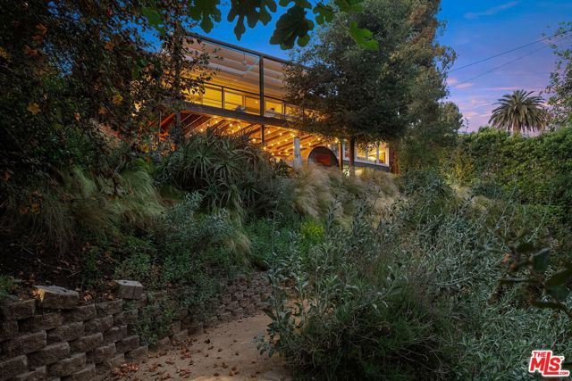 12632 W Sunset Boulevard, Los Angeles, CA 90049