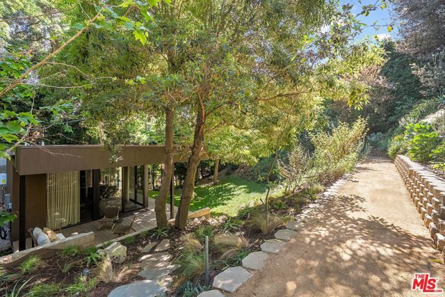 12632 W Sunset Boulevard, Los Angeles, CA 90049