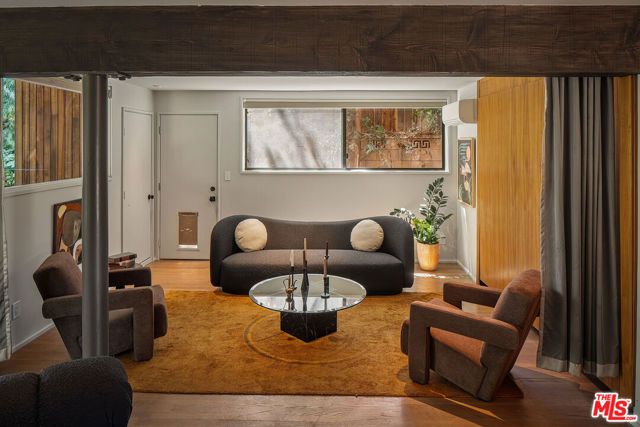 12632 W Sunset Boulevard, Los Angeles, CA 90049