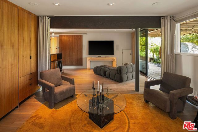 12632 W Sunset Boulevard, Los Angeles, CA 90049