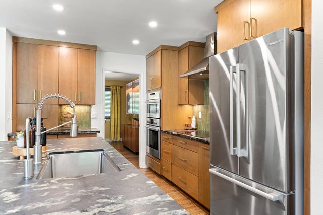 1989 University Ave, Sacramento, CA 95825