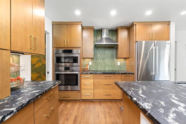 1989 University Ave, Sacramento, CA 95825