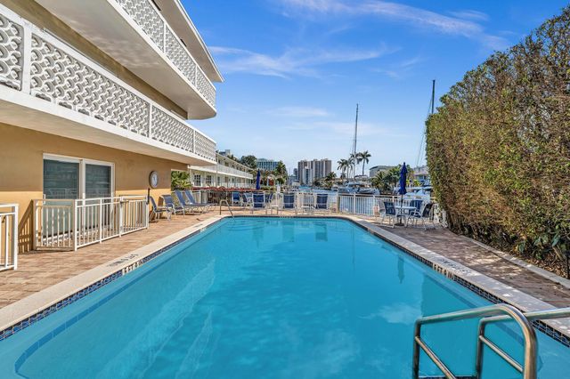 3220 Bayview Drive 211, Fort Lauderdale, FL 33306