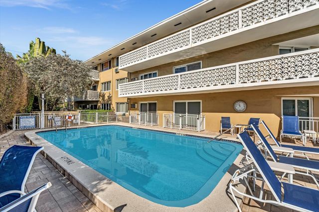 3220 Bayview Drive 211, Fort Lauderdale, FL 33306