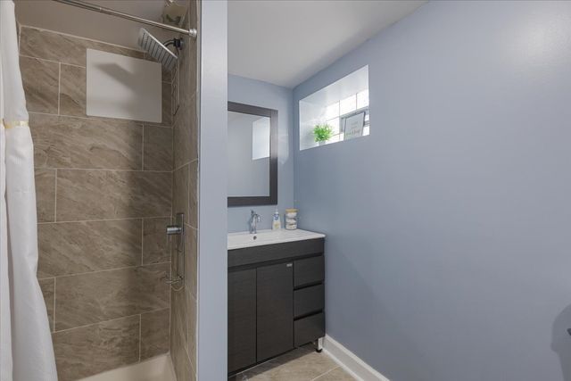 1700 W 103rd Street, Chicago, IL 60643