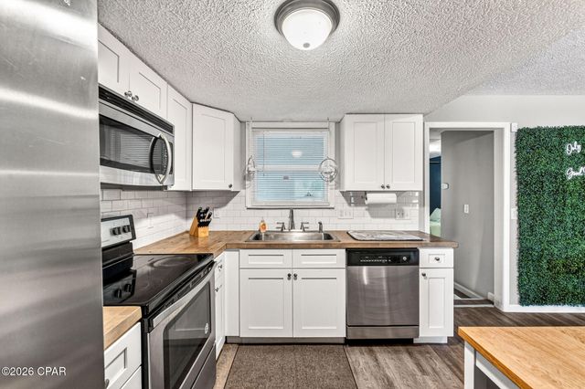 3128 E Baldwin Road, Panama City, FL 32405