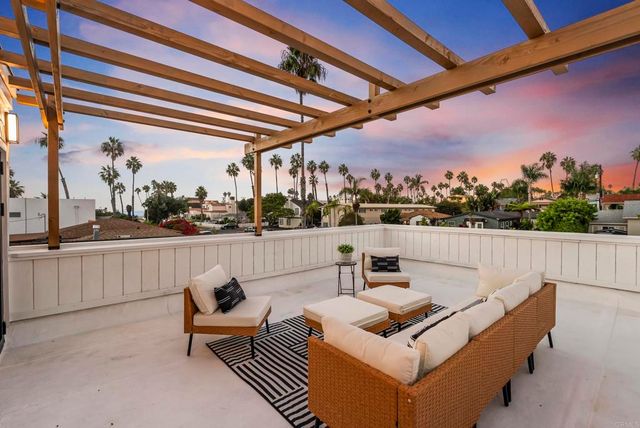 4761 Bermuda Avenue, San Diego, CA 92107