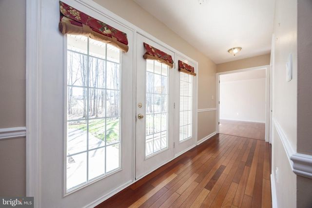 7 WARREN CIR, Glenmoore, PA 19343