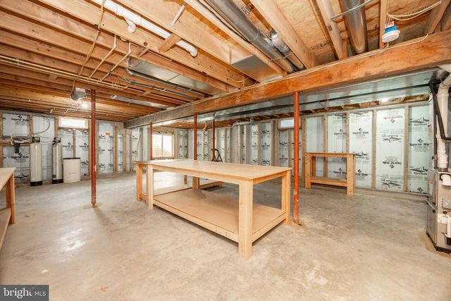 7 WARREN CIR, Glenmoore, PA 19343