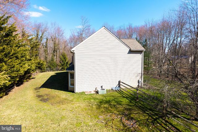 7 WARREN CIR, Glenmoore, PA 19343