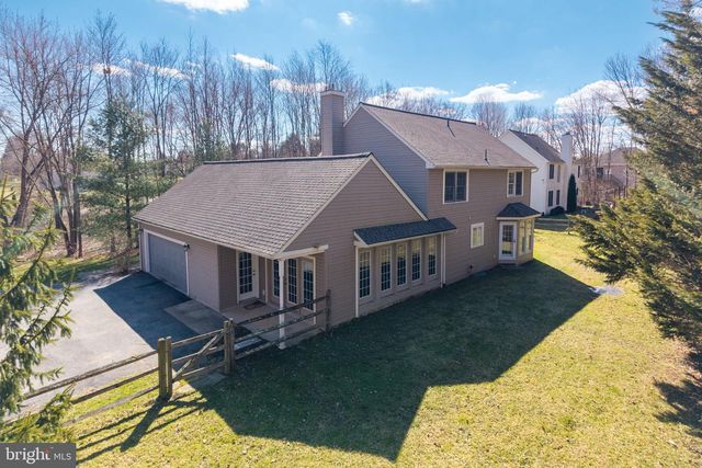 7 WARREN CIR, Glenmoore, PA 19343