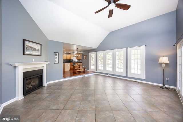 7 WARREN CIR, Glenmoore, PA 19343