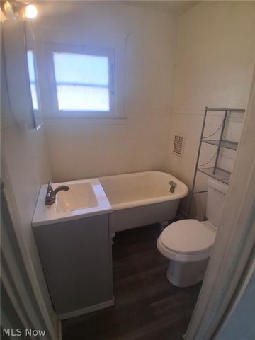 3306 W 52nd Street, Cleveland, OH 44102