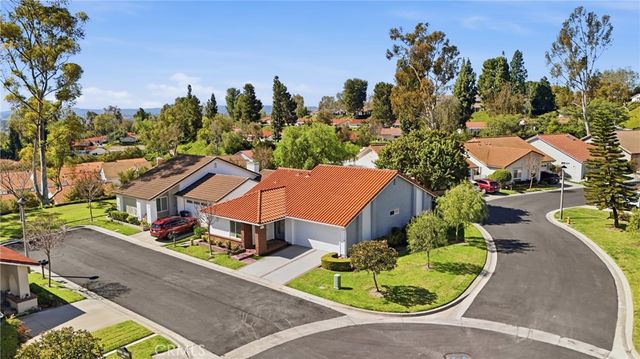 28282 Zarza, Mission Viejo, CA 92692