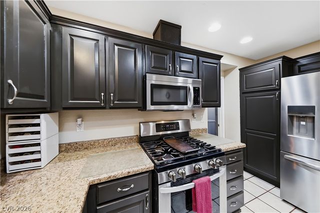 435 Nancy Drive, Henderson, NV 89015