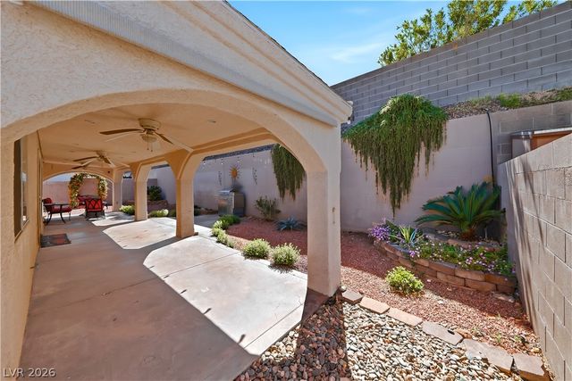 435 Nancy Drive, Henderson, NV 89015