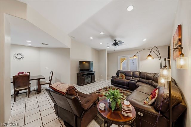 435 Nancy Drive, Henderson, NV 89015