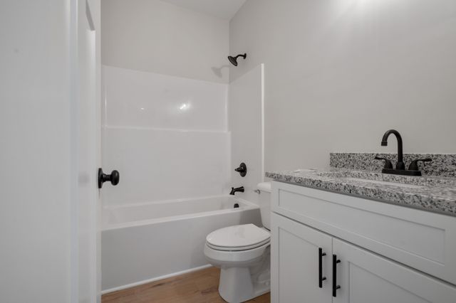 70 Stone Gate lane, Hartsville, TN 37074