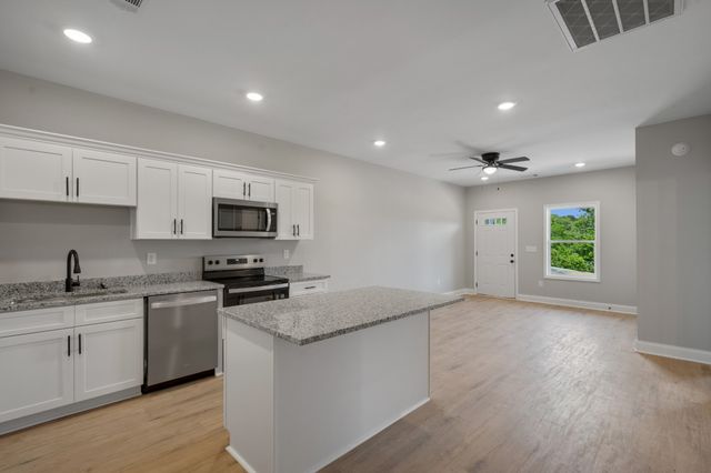 70 Stone Gate lane, Hartsville, TN 37074