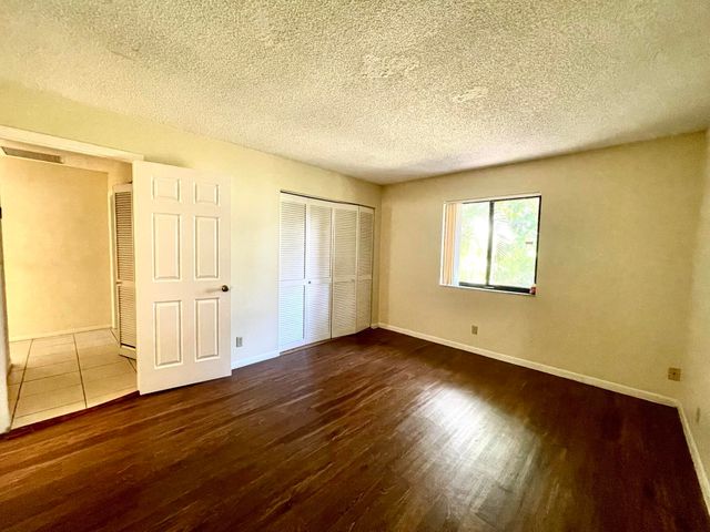 3096 Collin Drive B, West Palm Beach, FL 33406