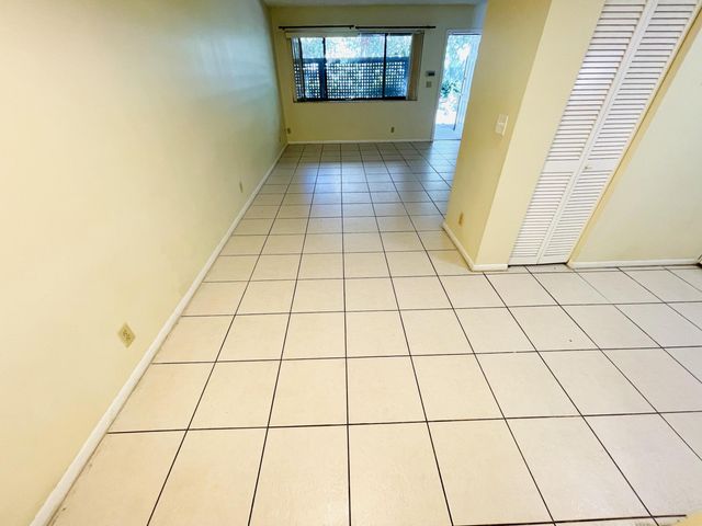 3096 Collin Drive B, West Palm Beach, FL 33406