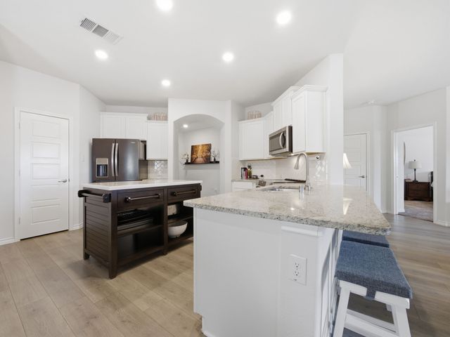 116 Arborside Drive, Waxahachie, TX 75165