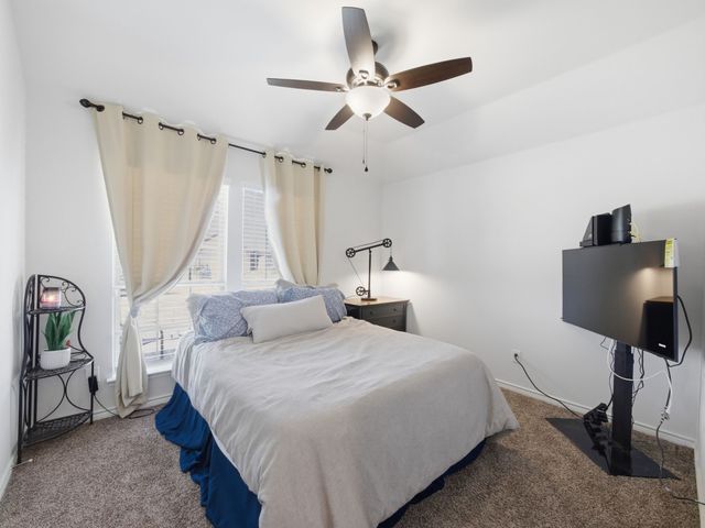 116 Arborside Drive, Waxahachie, TX 75165