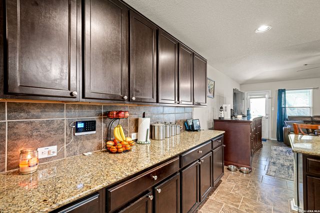 11719 Clamoun Circle, San Antonio, TX 78245