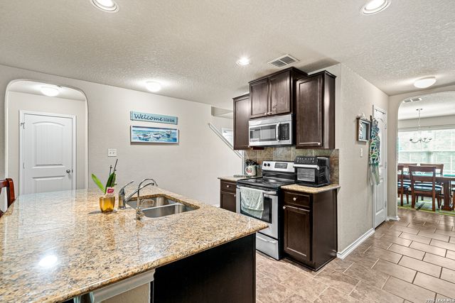 11719 Clamoun Circle, San Antonio, TX 78245